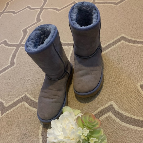 Lilac UGG boots - Picture 5 of 7